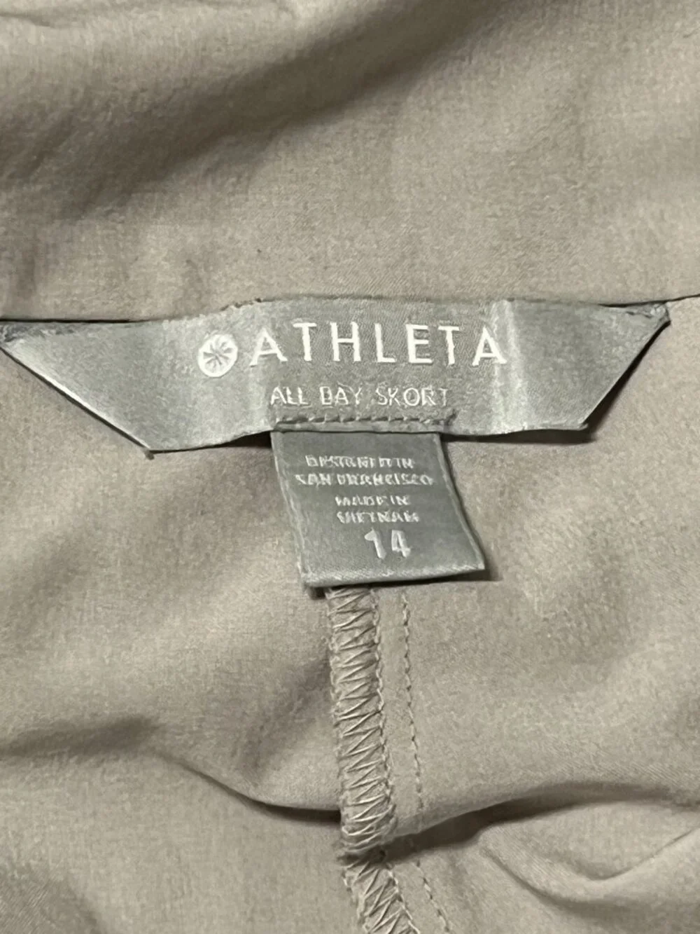 Athleta All Day Skort Women's Size 14 Beige Sand‎ Active Skort EUC Tennis Golf